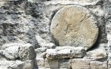 Jesus Closed Tomb